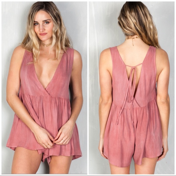 Boho Dusty Pink Low V-Neck Tie Back Romper - Picture 2 of 2
